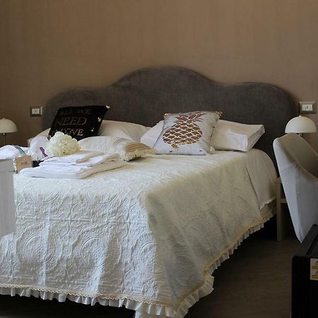 B&B Napoli Holidays 外观 照片