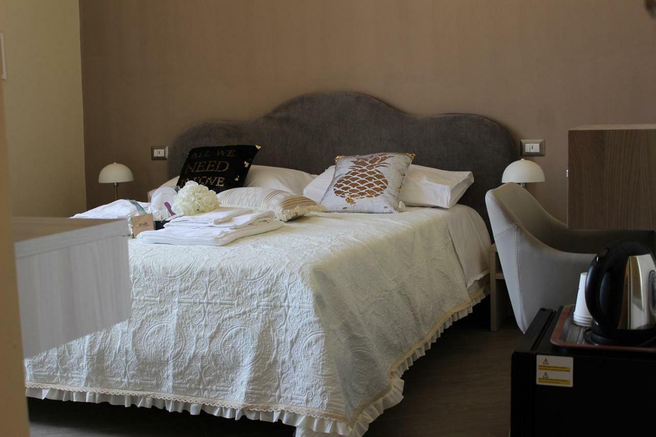 B&B Napoli Holidays 外观 照片