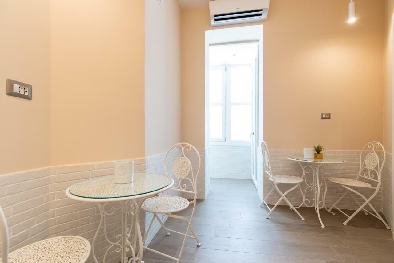B&B Napoli Holidays 外观 照片
